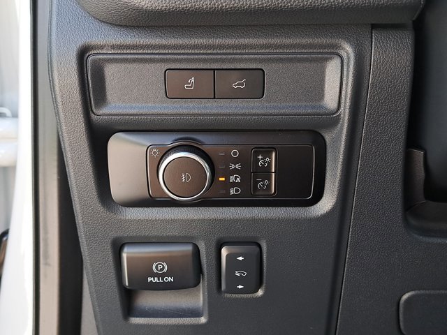 Certified 2023 Ford Expedition Limited image 26