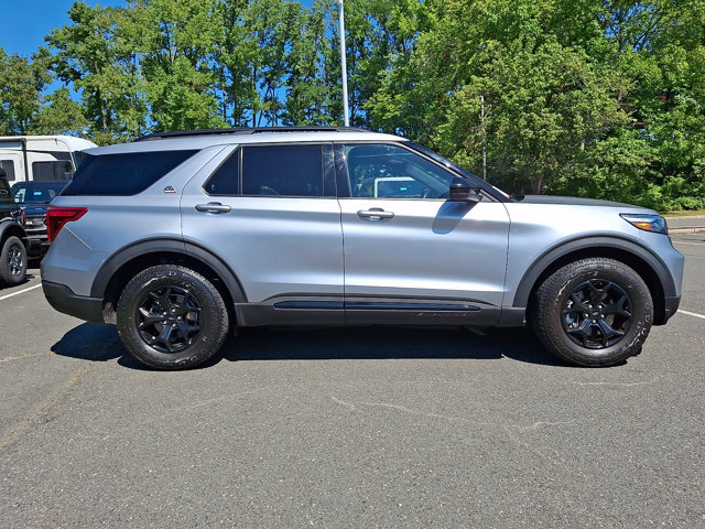 Certified 2022 Ford Explorer Timberline w/ Timberline Technology Package AWD/4WD image 12
