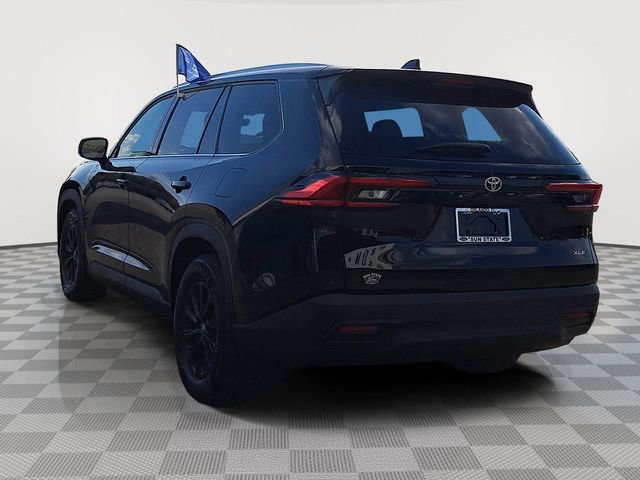 Used 2024 Toyota Grand Highlander XLE image 3