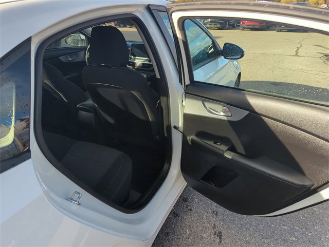 Used 2023 Kia Forte LXS image 13