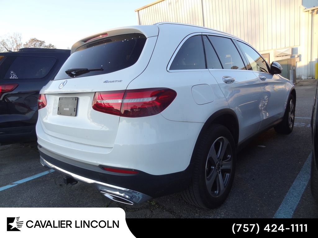 Used 2019 Mercedes-Benz GLC 300 4MATIC image 4