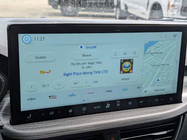 Certified 2025 Ford Escape SE w/ PHEV Premium Package image 20