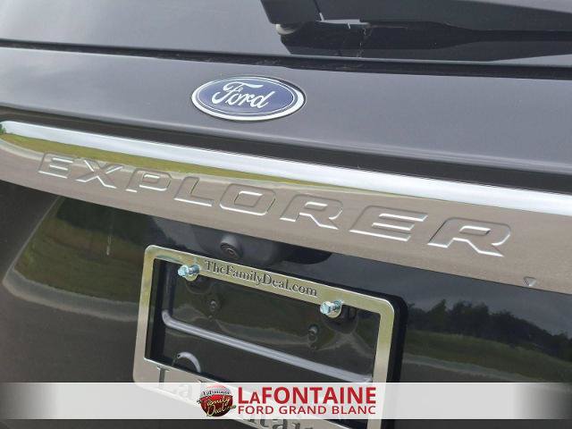 Certified 2024 Ford Explorer XLT w/ Equipment Group 202A AWD/4WD image 10