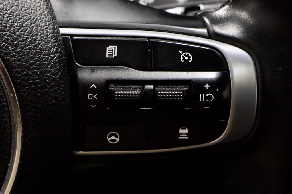 Used 2021 Kia K5 GT-Line w/ GT-Line FWD Premium Package image 28
