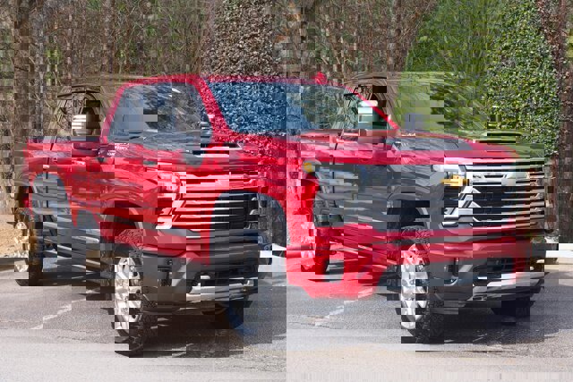 Used 2025 Chevrolet Silverado 2500 High Country w/ High Country Premium Package image 7