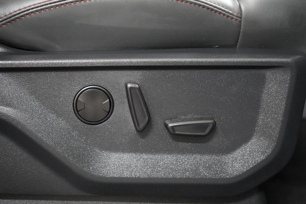 Certified 2025 Ford Expedition Active AWD/4WD image 28