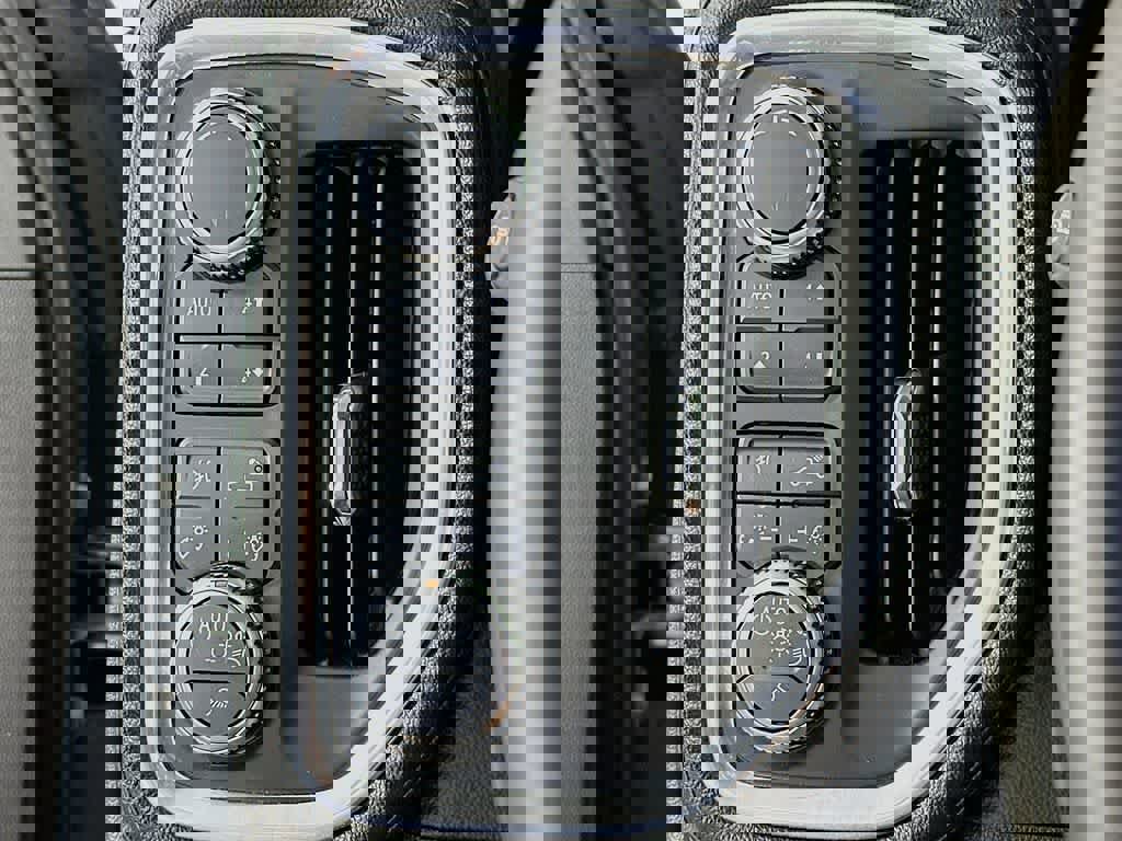 Used 2019 GMC Sierra 1500 Denali image 27