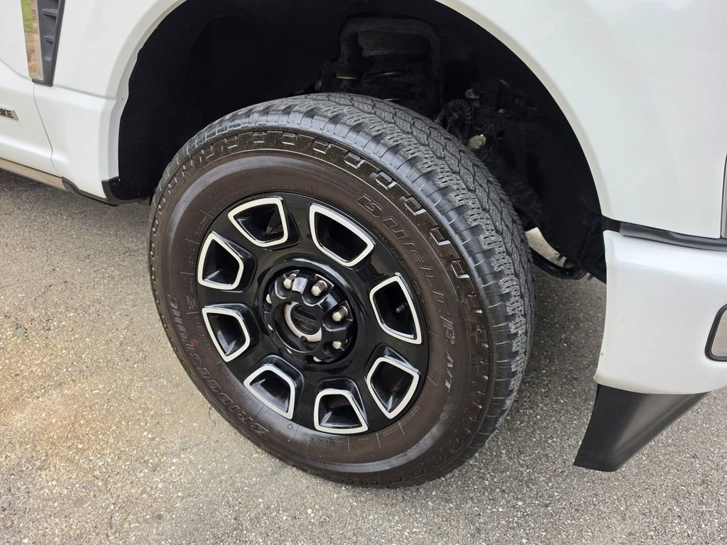 Certified 2024 Ford F350 Platinum image 57
