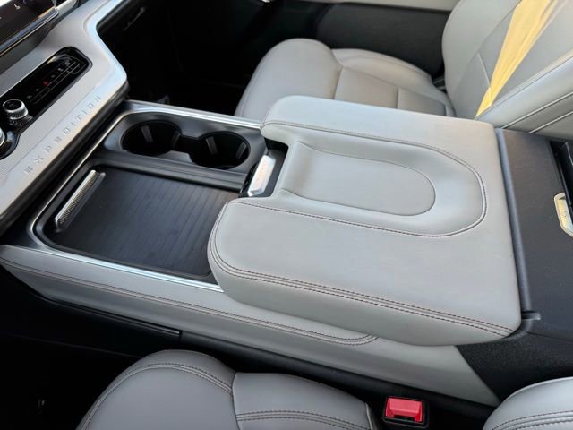 Certified 2025 Ford Expedition Max Active image 30