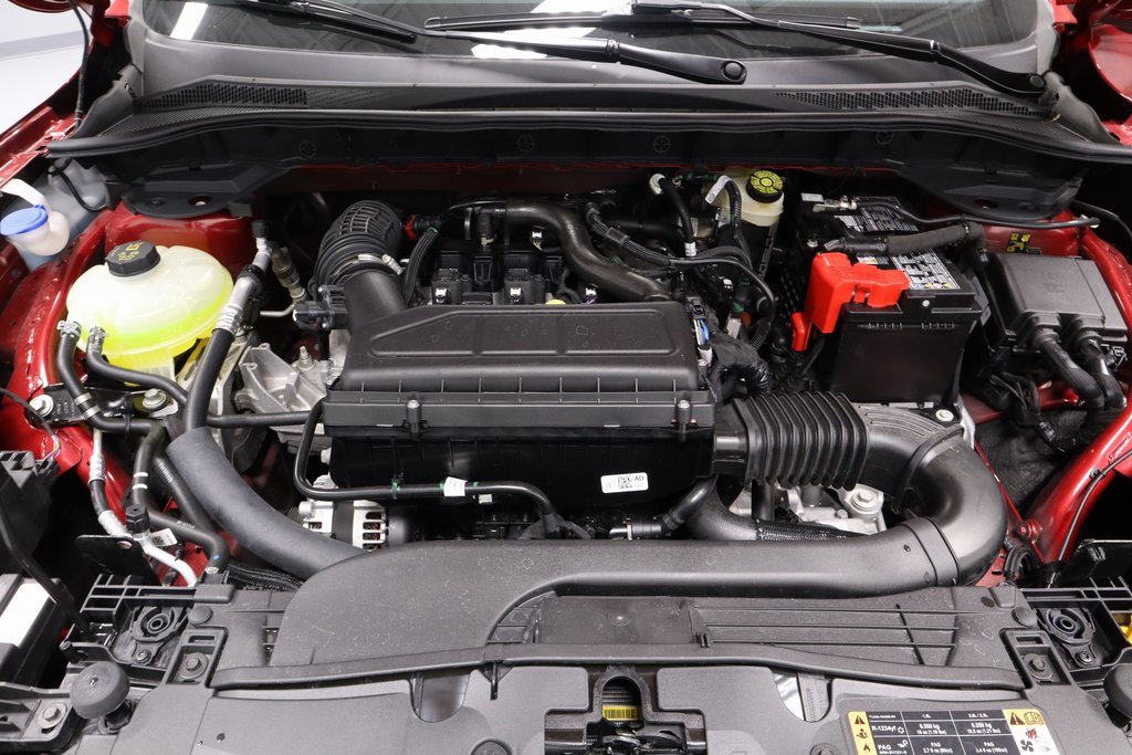 Certified 2025 Ford Escape ST-Line w/ Cold Weather Package image 14