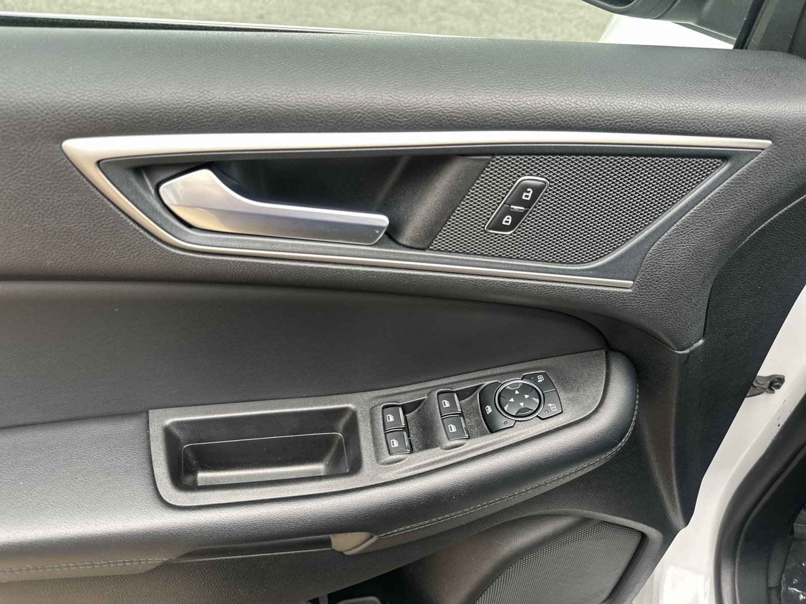 Certified 2024 Ford Edge SEL AWD/4WD image 23