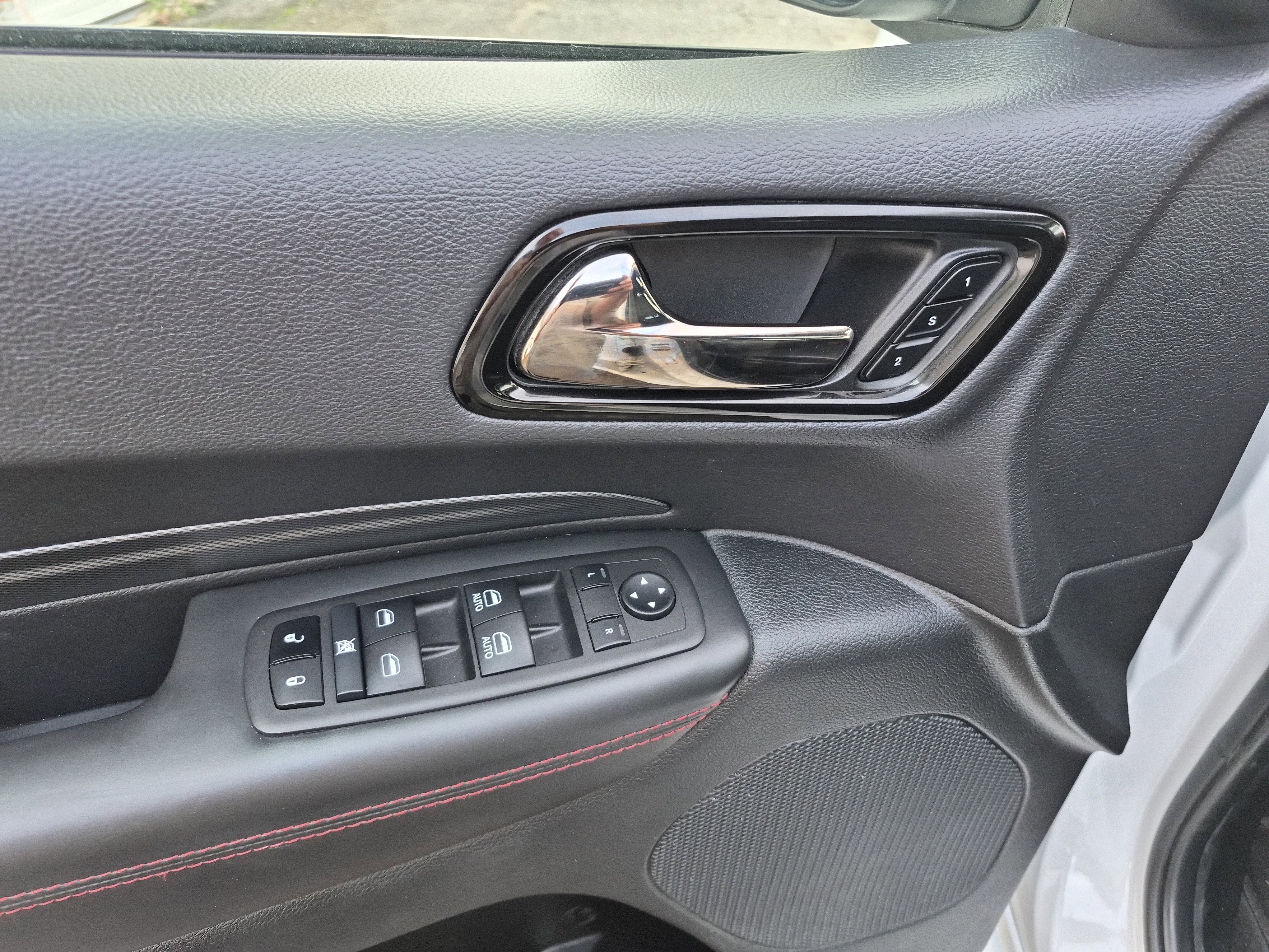 Used 2024 Dodge Durango GT image 10