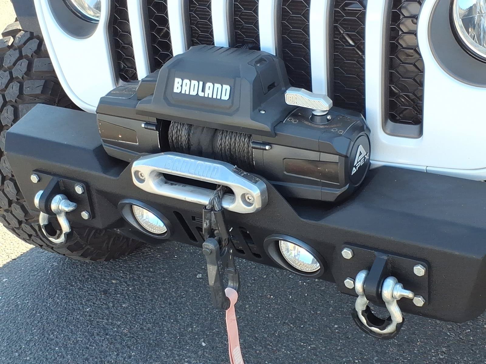 Used 2022 Jeep Gladiator Mojave AWD/4WD image 9