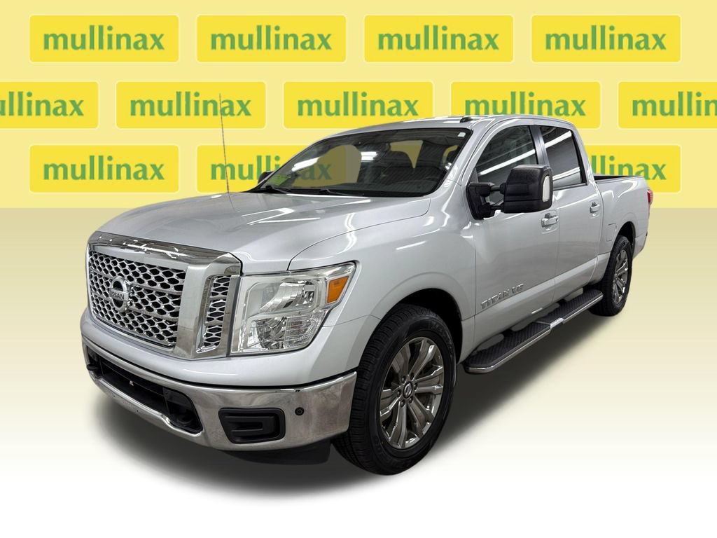 Used 2019 Nissan Titan SV w/ SV Convenience Package RWD image 14