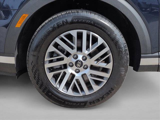 Used 2026 Hyundai Palisade SEL FWD image 24