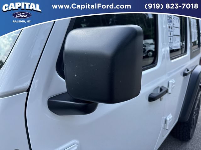 Used 2024 Jeep Wrangler Unlimited Sport AWD/4WD image 12