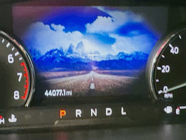 Certified 2022 Ford Explorer XLT w/ Equipment Group 202A image 18