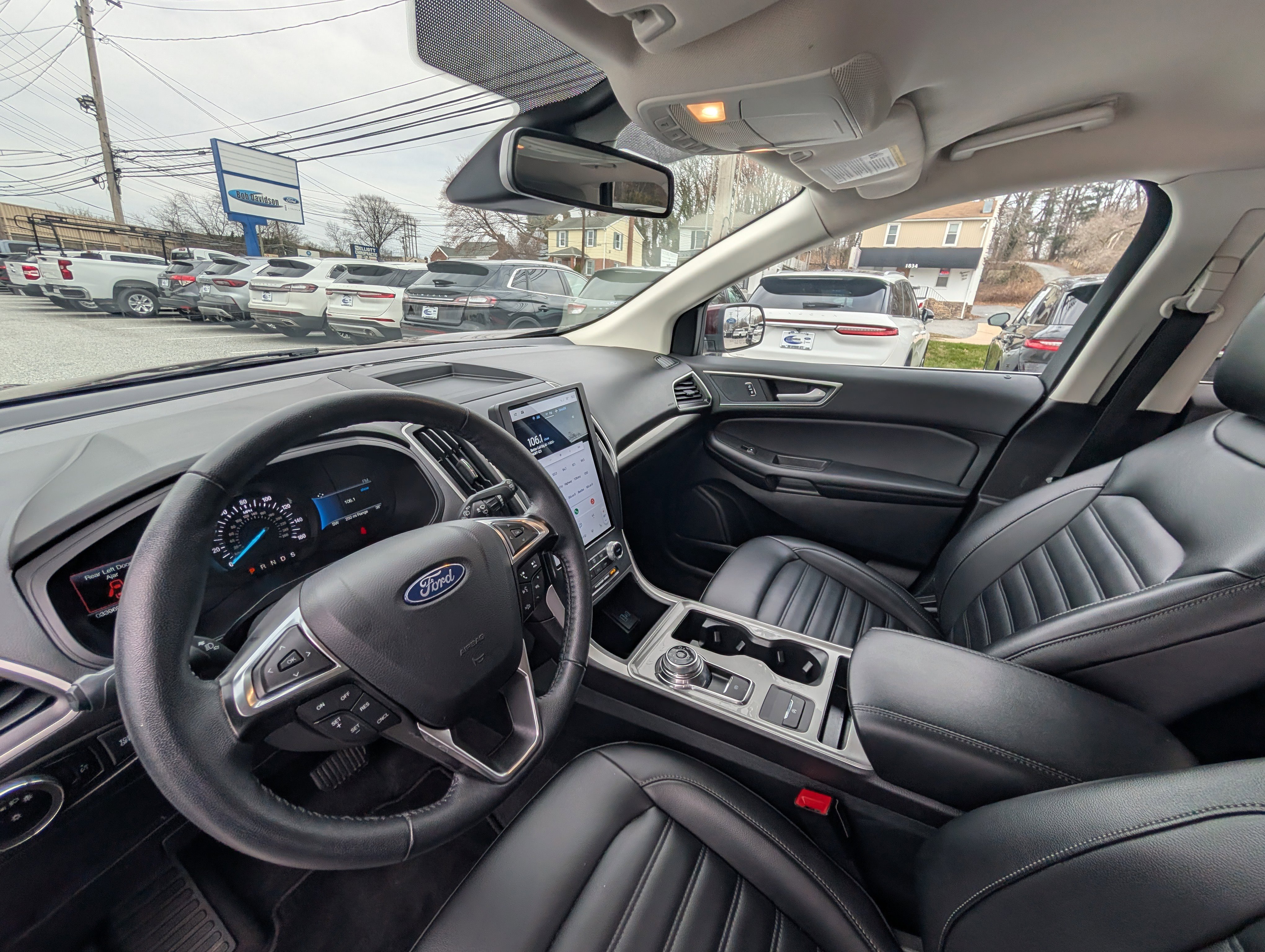 Certified 2024 Ford Edge SEL image 16