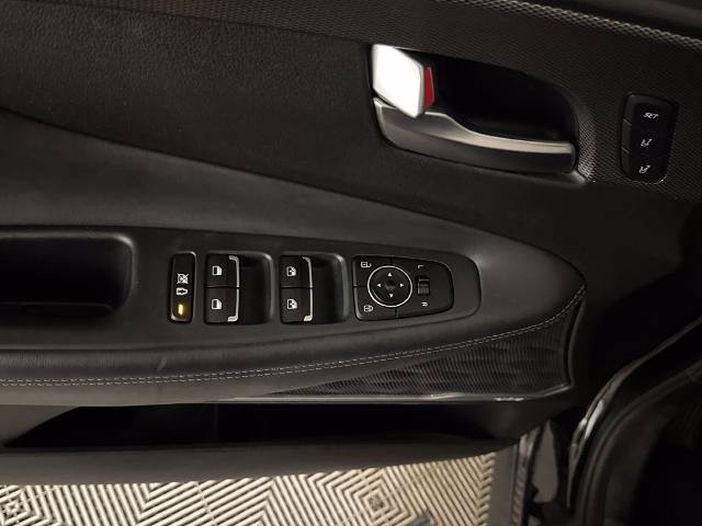 Used 2020 Hyundai Santa Fe Limited FWD image 17