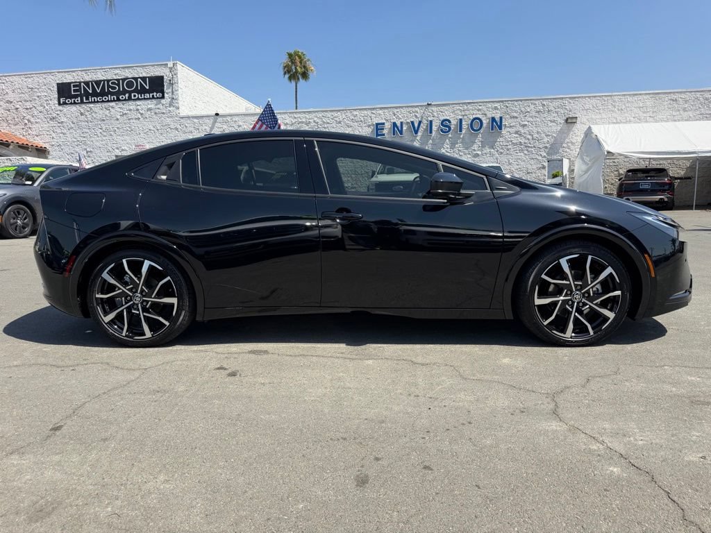 Used 2026 Toyota Prius Plug-In Hybrid FWD image 14
