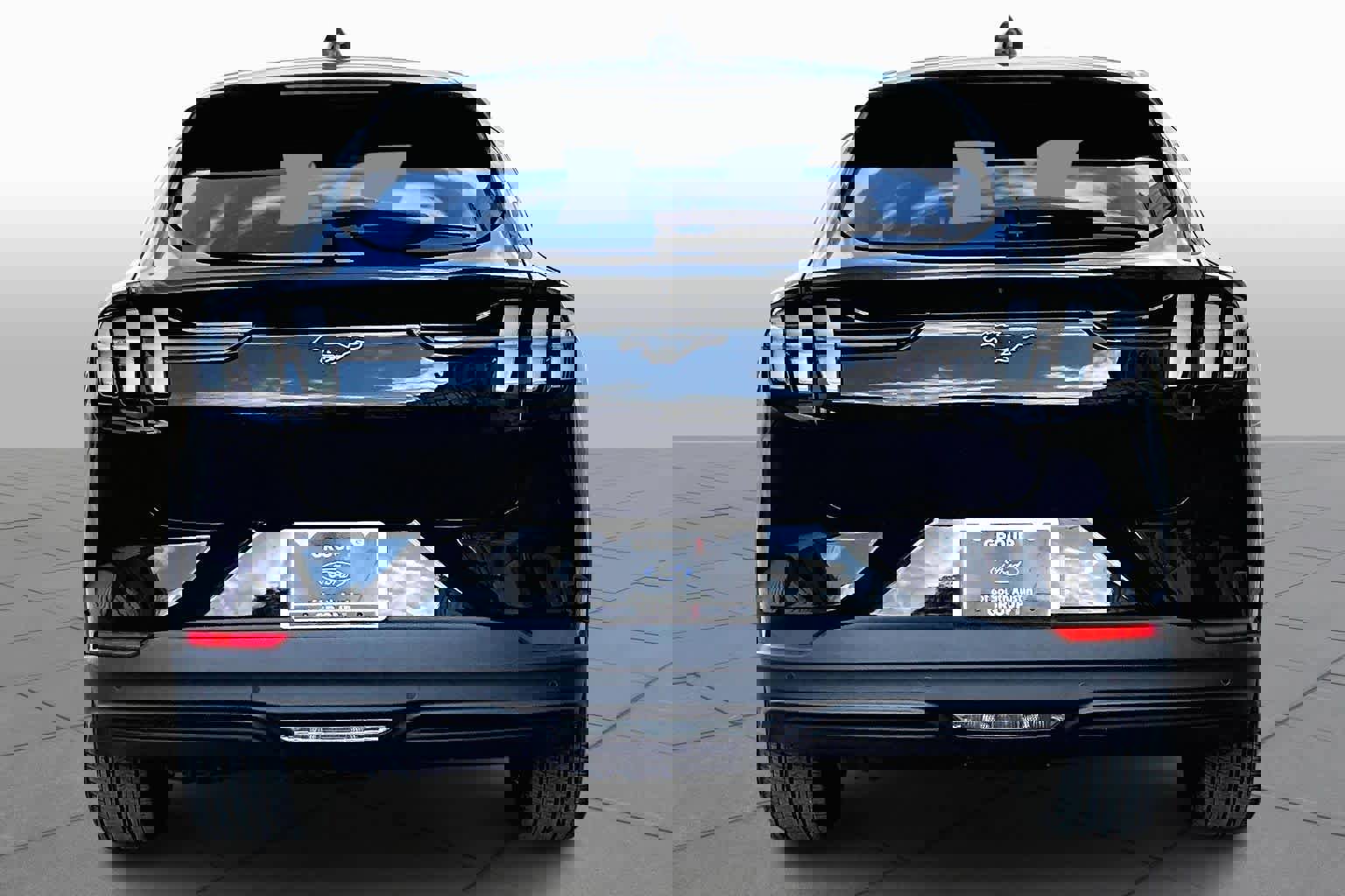 Certified 2025 Ford Mustang Mach-E Select w/ Comfort Package Lite image 2