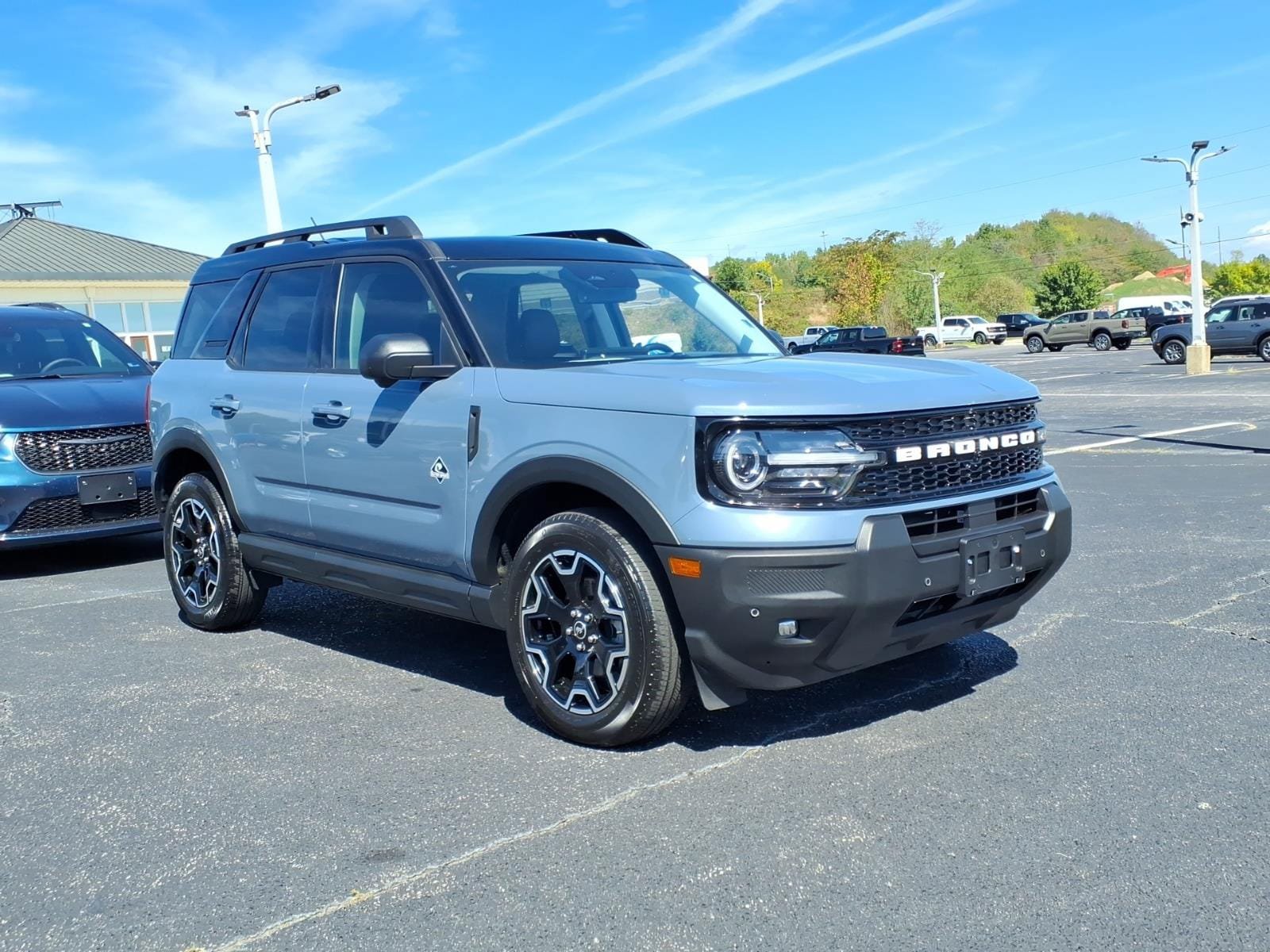 Certified 2025 Ford Bronco Sport Outer Banks w/ Outer Banks Tech Package+ AWD/4WD image 1