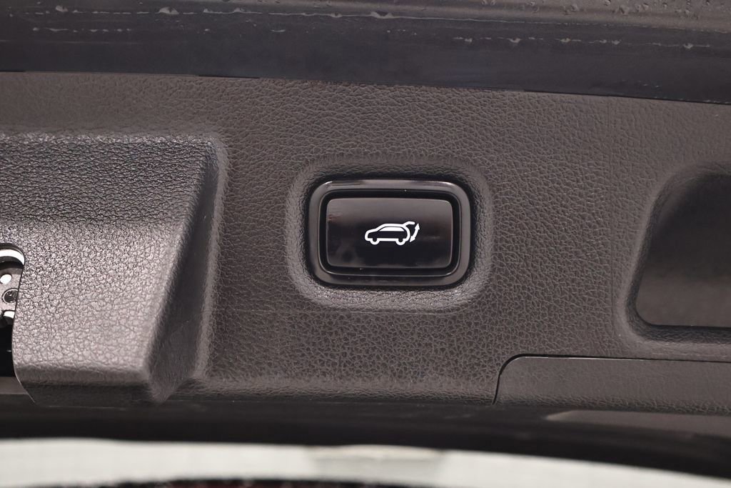 Used 2022 Hyundai Santa Fe SEL w/ Convenience + Premium Package AWD/4WD image 42