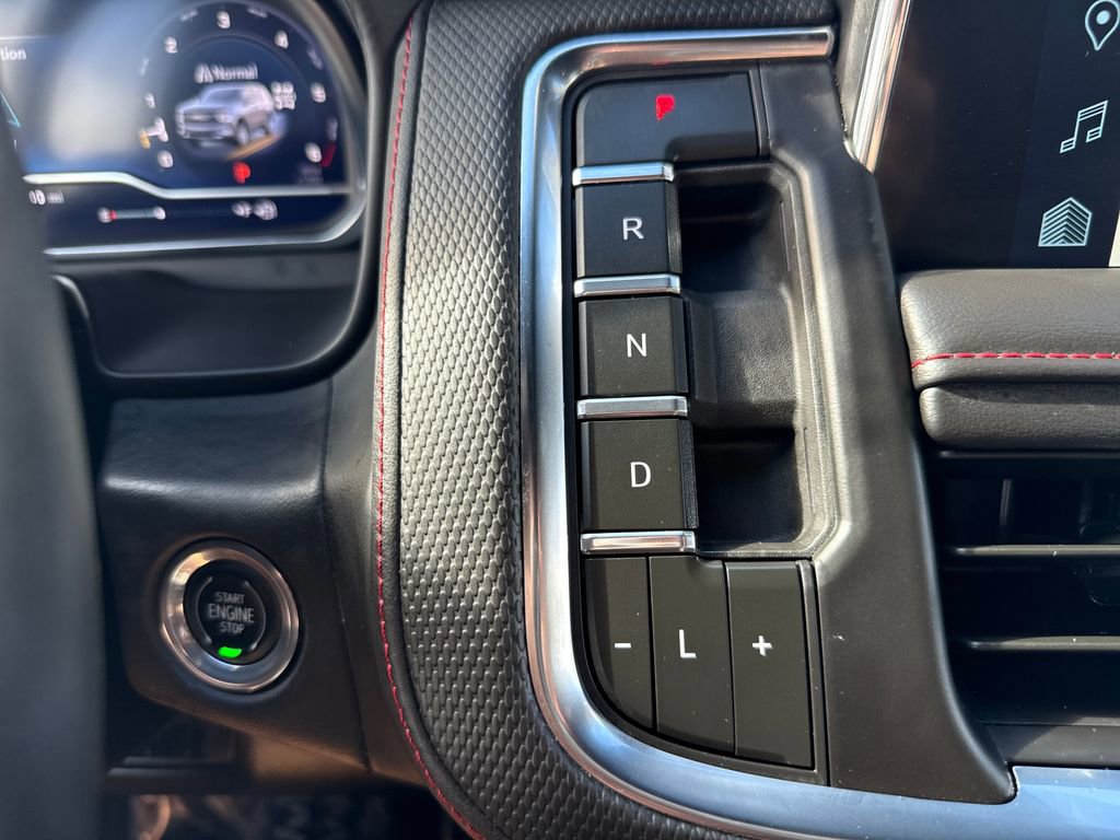 Used 2023 Chevrolet Suburban RST w/ Luxury Package image 25