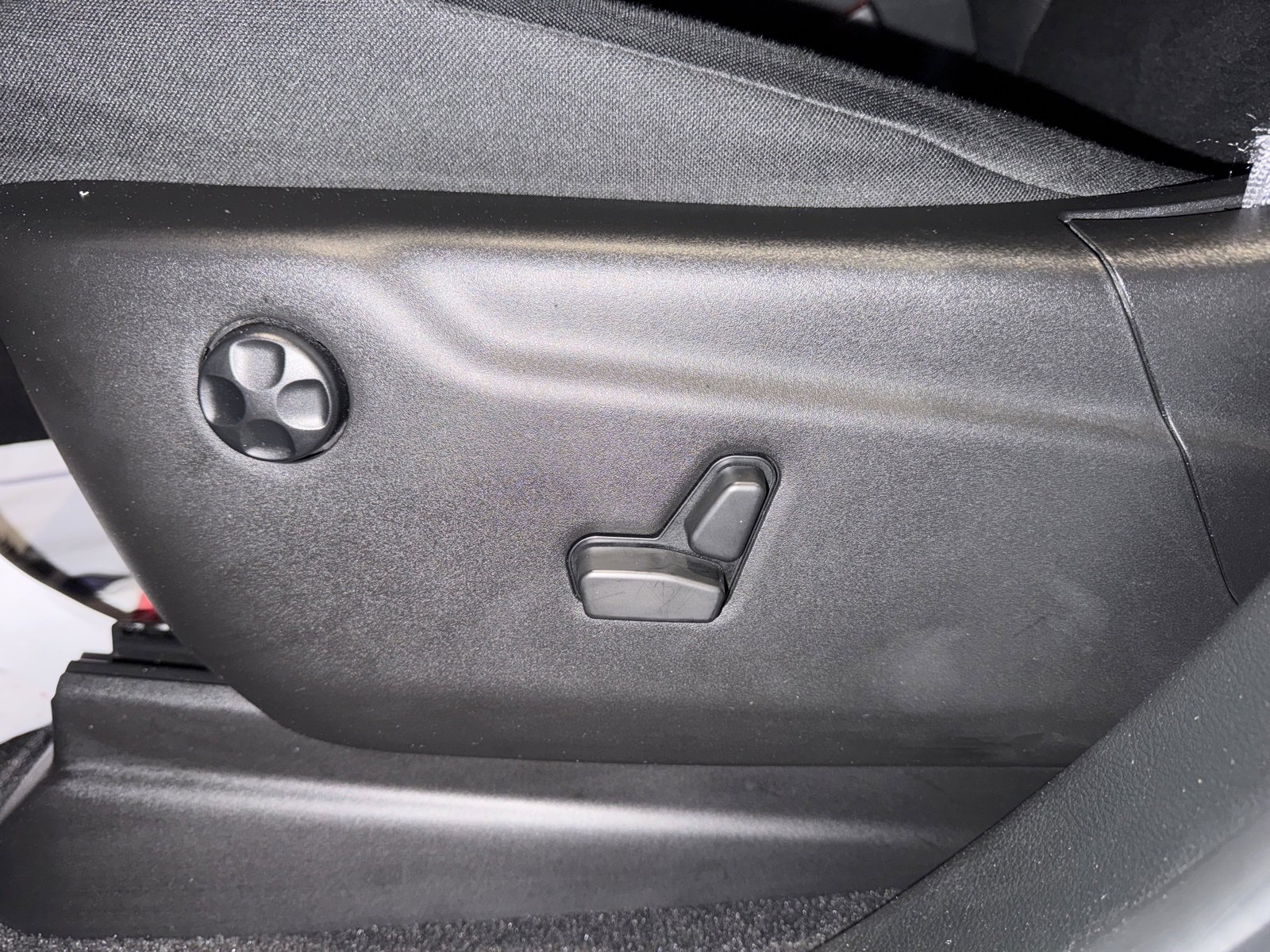 Used 2024 Dodge Durango R/T w/ Blacktop Package image 24