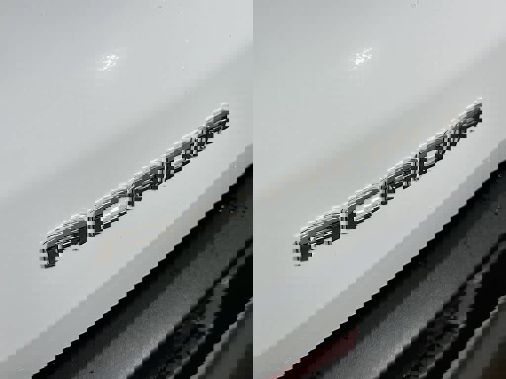 Used 2025 GMC Acadia Elevation image 10