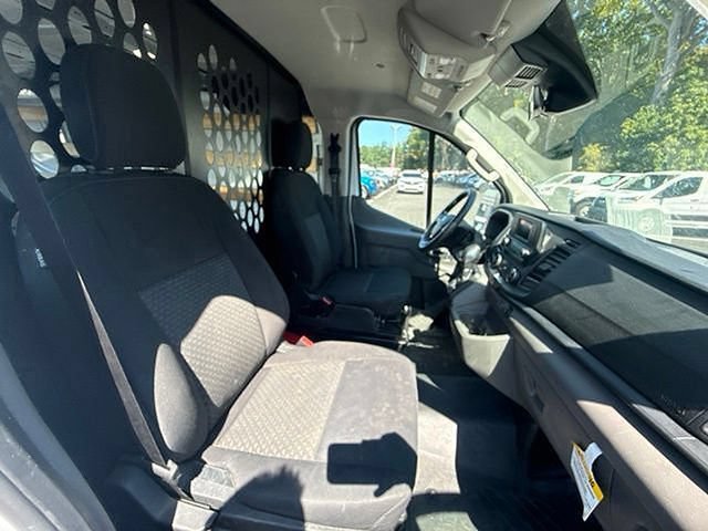 Certified 2025 Ford Transit 250 Low Roof w/ Exterior Upgrade Package RWD image 15