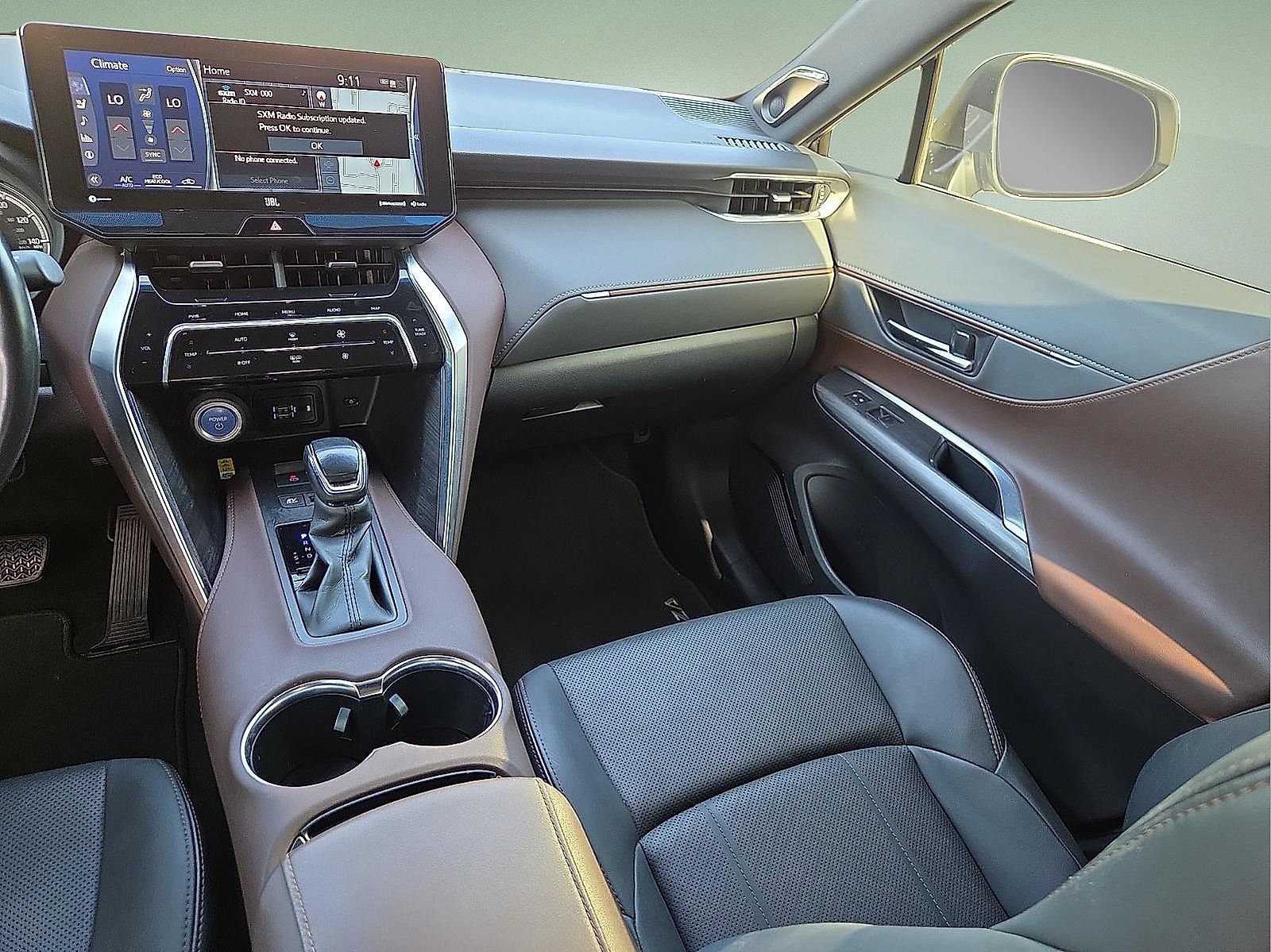 Used 2021 Toyota Venza Limited AWD/4WD image 12