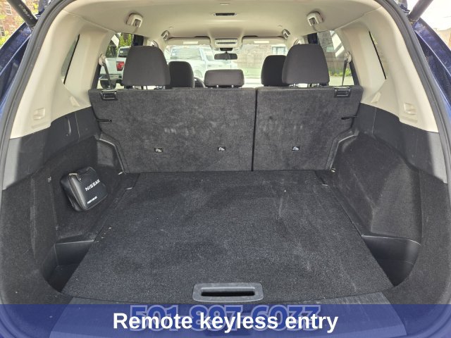 Used 2024 Nissan Rogue SV FWD image 15