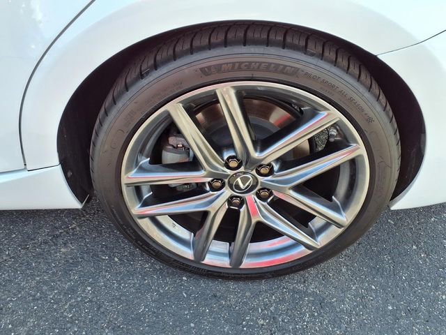 Used 2019 Lexus IS 300 F Sport w/ F Sport Package image 21