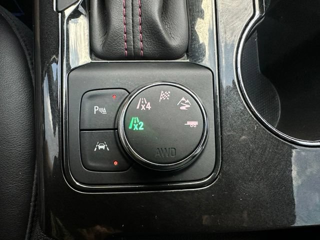 Used 2019 Chevrolet Blazer RS AWD/4WD image 17