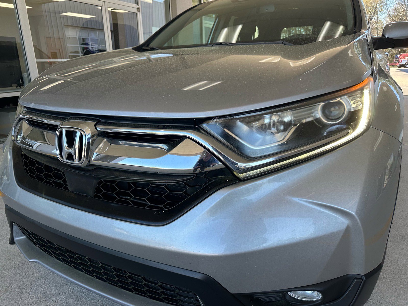 Used 2019 Honda CR-V EX-L image 2