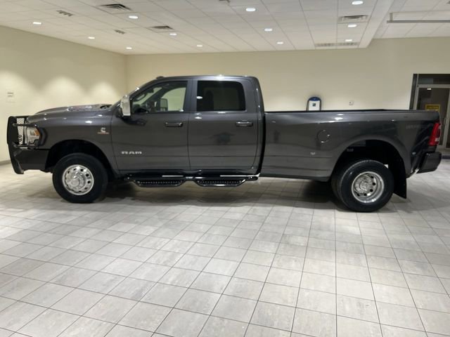 Used 2024 RAM 3500 Laramie w/ Sport Appearance Package AWD/4WD image 2