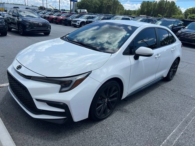 Used 2023 Toyota Corolla SE FWD image 3