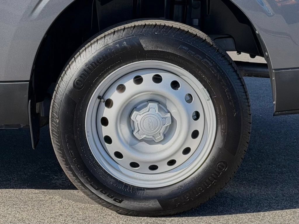Certified 2025 Ford Maverick XL FWD image 11