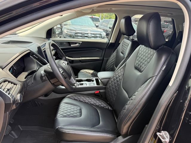 Certified 2024 Ford Edge Titanium AWD/4WD image 7