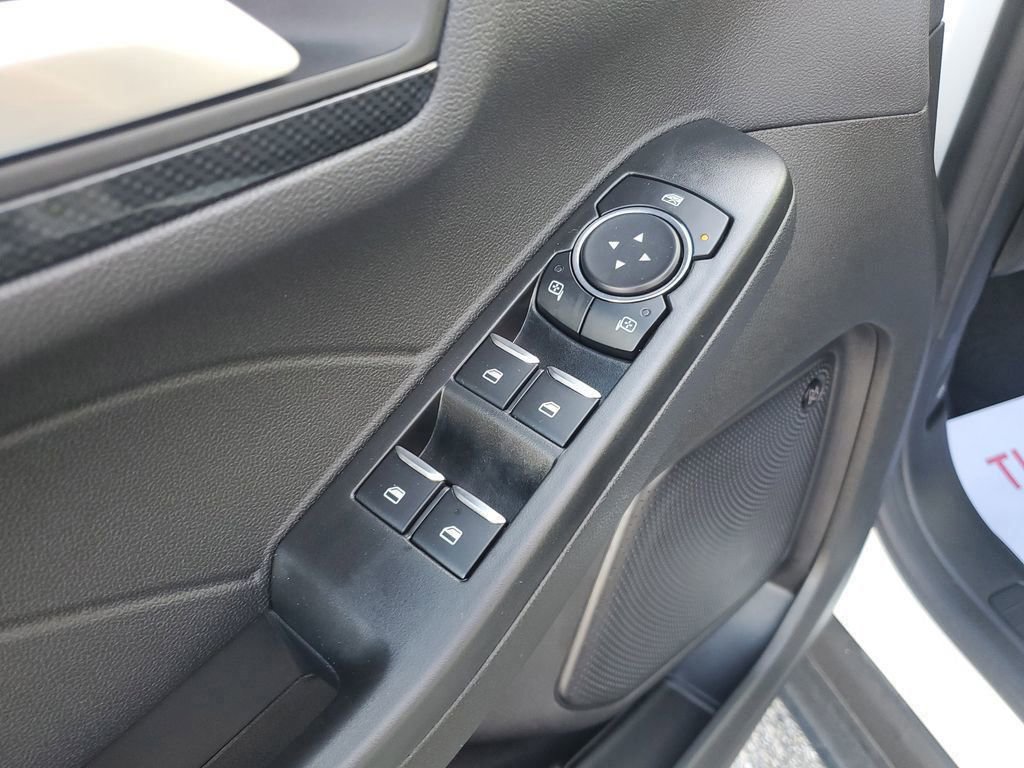 Certified 2023 Ford Escape ST-Line Select w/ Tech Pack #2 image 15