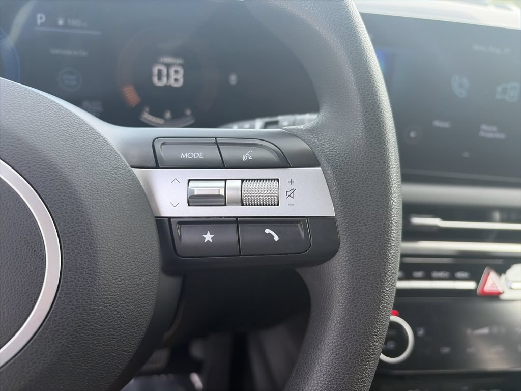 Used 2025 Hyundai Tucson SEL FWD image 21