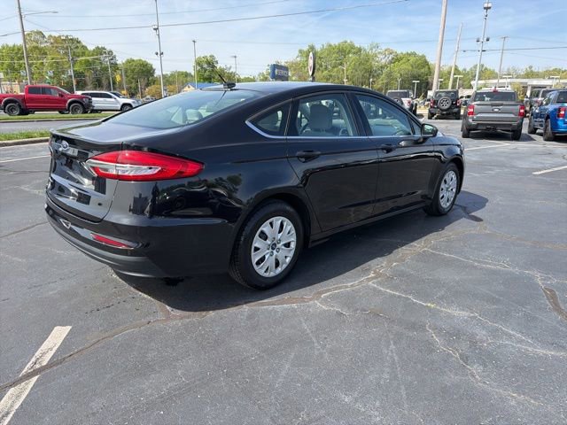 Certified 2019 Ford Fusion S FWD image 5