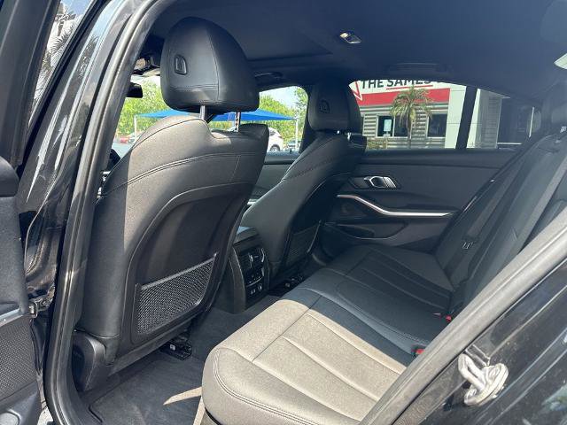 Used 2020 BMW 330i Sedan w/ Driving Assistance Package RWD image 19