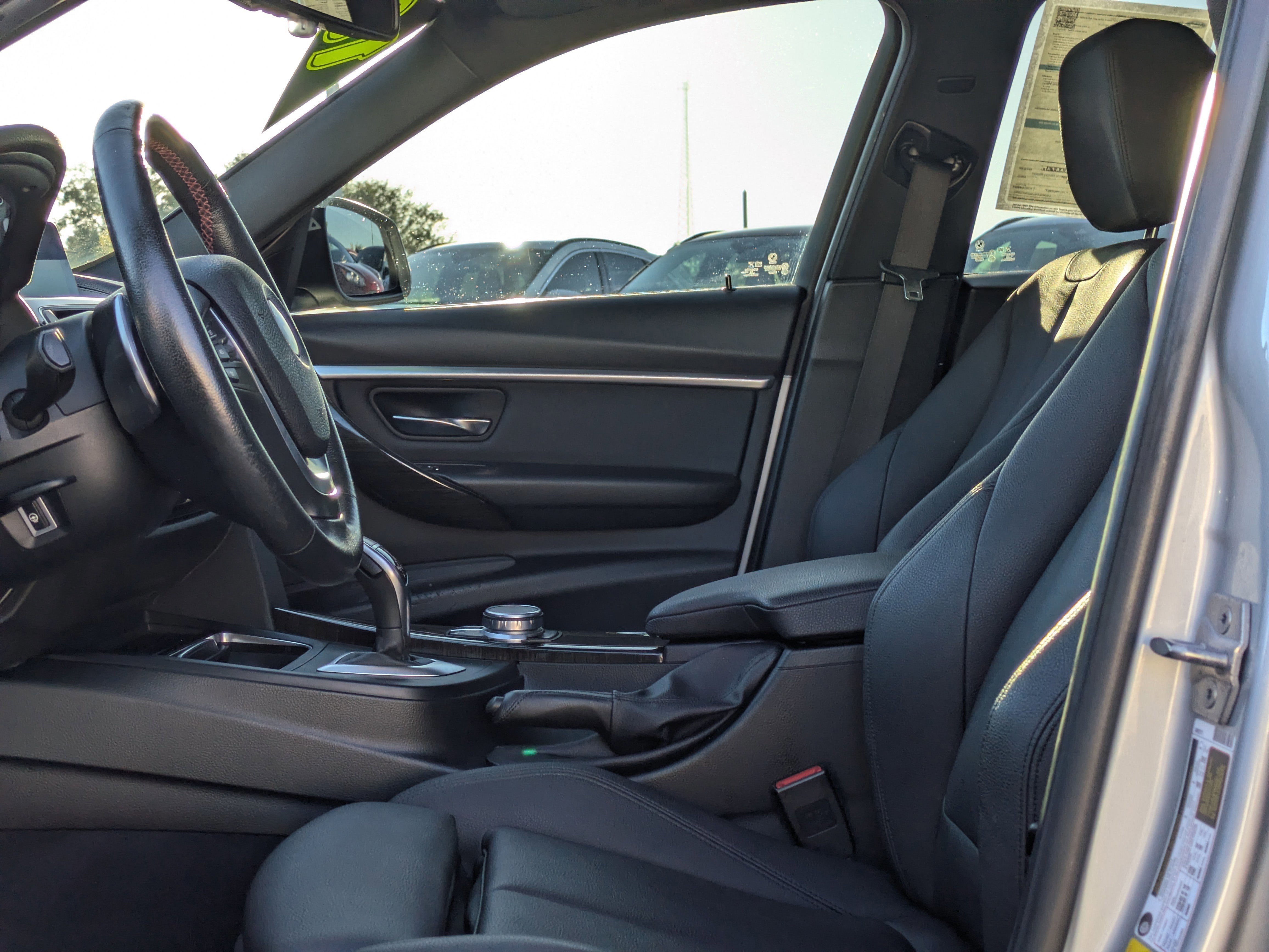 Used 2018 BMW 330i xDrive Sedan image 19