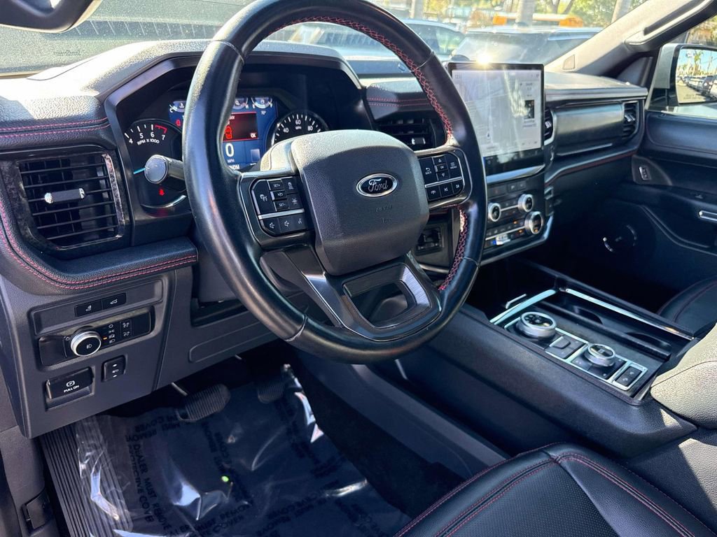 Certified 2022 Ford Expedition Limited image 26