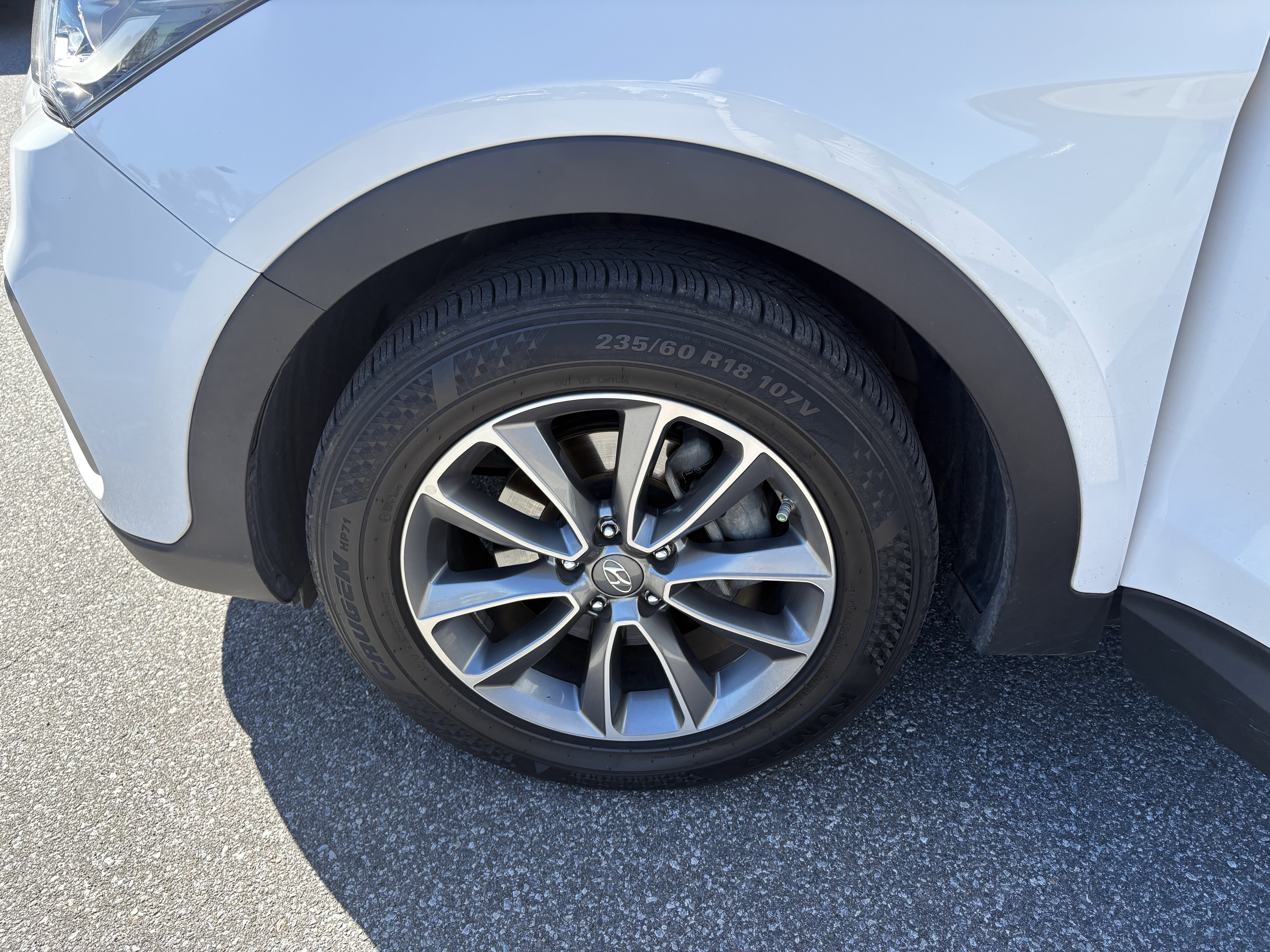 Used 2019 Hyundai Santa Fe XL SE image 35