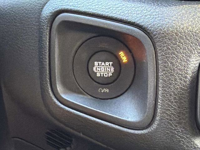 Used 2024 Jeep Wrangler Unlimited image 29