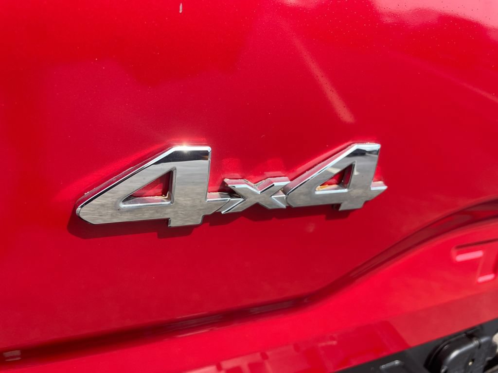 Used 2022 Toyota Tacoma SR AWD/4WD image 17