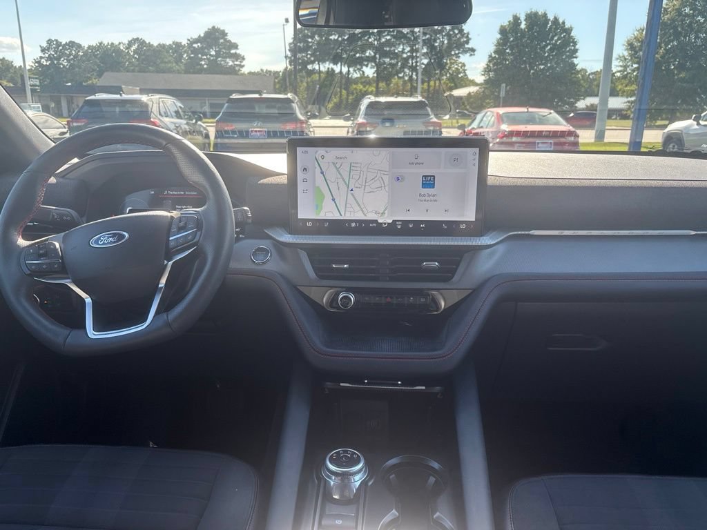 Certified 2025 Ford Explorer ST-Line w/ ST-Line Street Pack AWD/4WD image 16